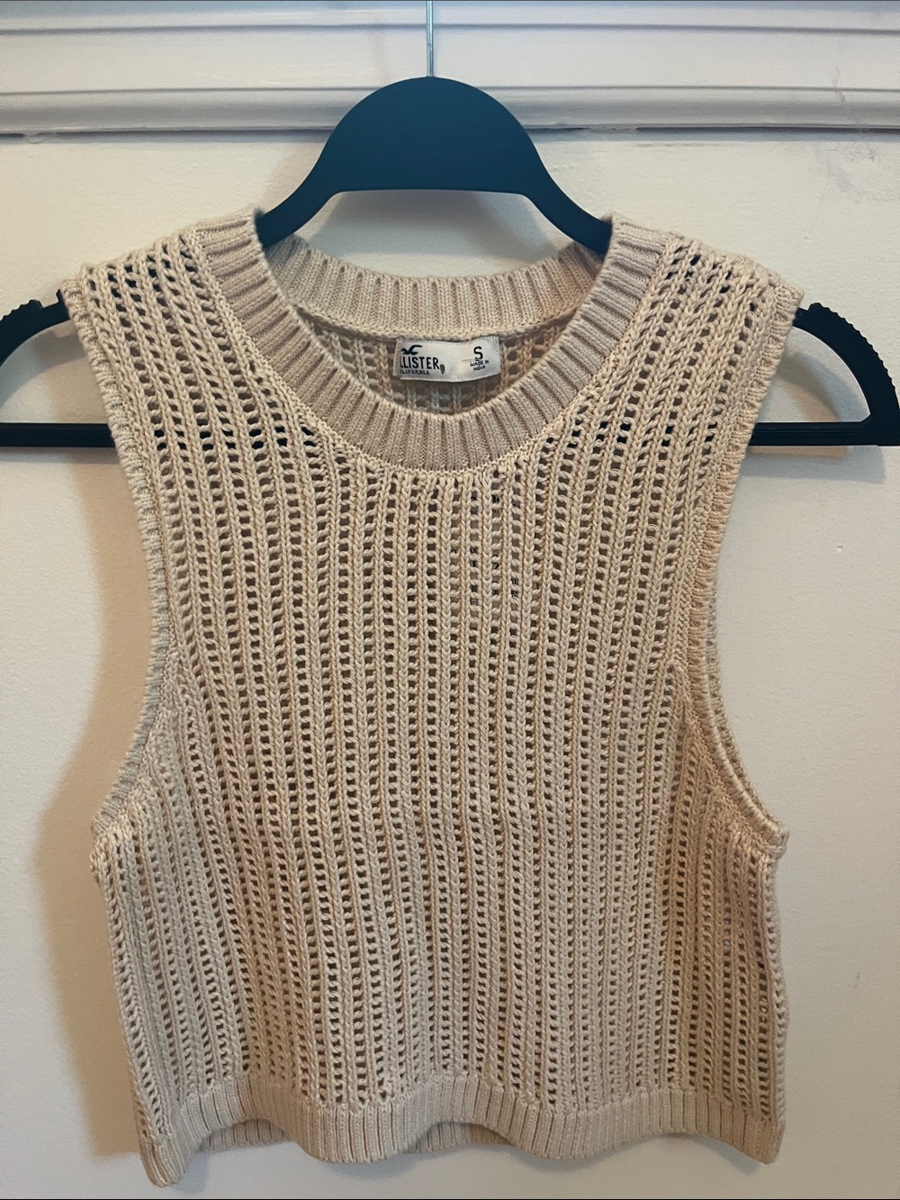 Hollister Beige Open-Weave Crochet Sleeveless Knit Top